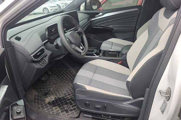Used Volkswagen ID.4 CROZZ 2024 Pure Edition Limited Edition Left Front Seat