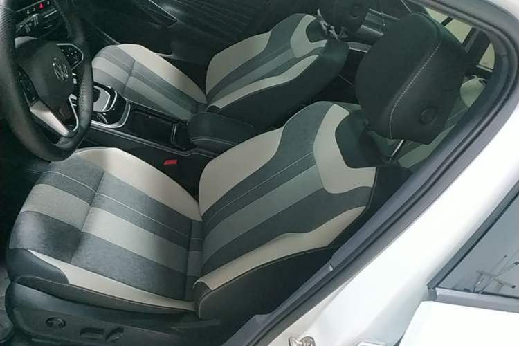 Used Volkswagen ID.4 CROZZ 2024 Pure Edition Limited Edition Left Front Seat