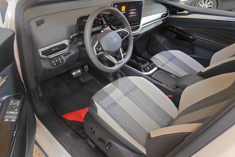 Used Volkswagen ID.4 CROZZ 2024 Pure Edition Limited Edition Left Front Seat