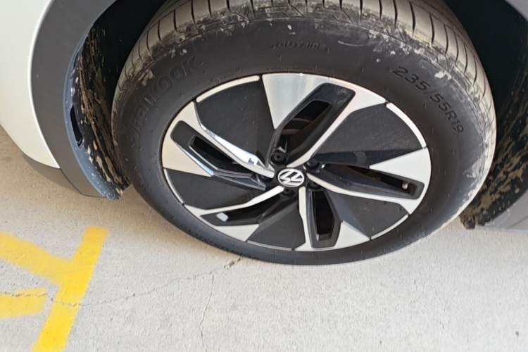 Used Volkswagen ID.4 CROZZ 2024 Pure Edition Limited Edition Left Front Wheel Hub