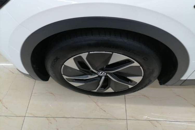 Used Volkswagen ID.4 CROZZ 2024 Pure Edition Limited Edition Left Front Wheel Hub
