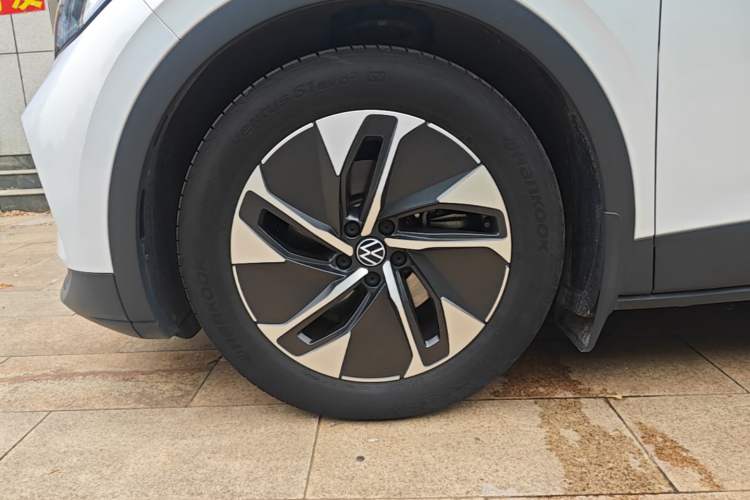 Used Volkswagen ID.4 CROZZ 2024 Pure Edition Limited Edition Left Front Wheel Hub