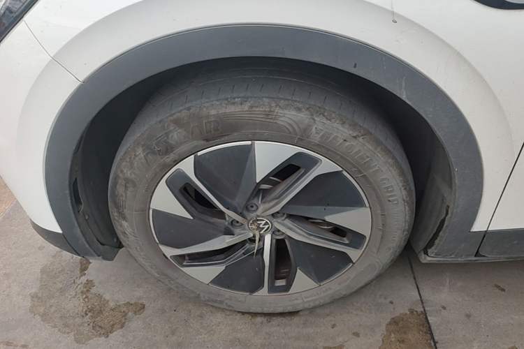 Used Volkswagen ID.4 CROZZ 2024 Pure Edition Limited Edition Left Front Wheel Hub