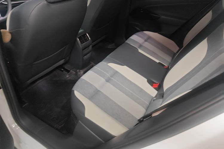 Used Volkswagen ID.4 CROZZ 2024 Pure Edition Limited Edition Left Rear Seat