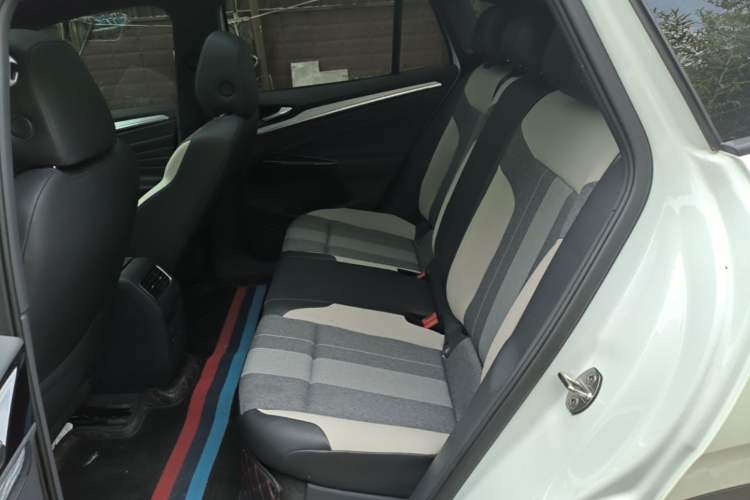 Used Volkswagen ID.4 CROZZ 2024 Pure Edition Limited Edition Left Rear Seat