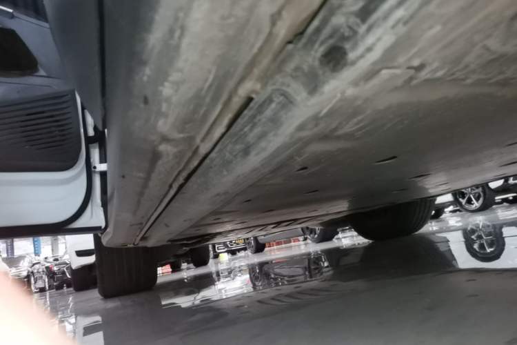 Used Volkswagen ID.4 CROZZ 2024 Pure Edition Limited Edition Left Side Sill