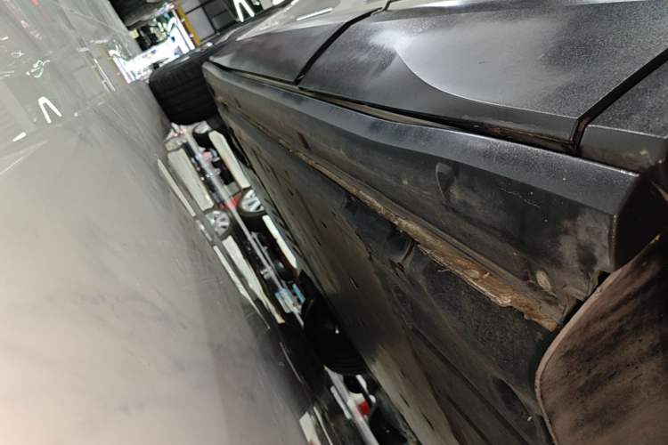 Used Volkswagen ID.4 CROZZ 2024 Pure Edition Limited Edition Left Side Sill