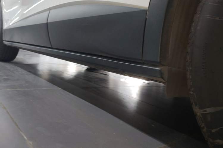 Used Volkswagen ID.4 CROZZ 2024 Pure Edition Limited Edition Left Side Sill
