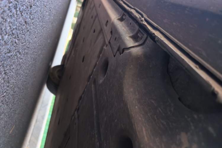 Used Volkswagen ID.4 CROZZ 2024 Pure Edition Limited Edition Left Side Sill