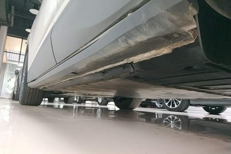 Used Volkswagen ID.4 CROZZ 2024 Pure Edition Limited Edition Left Side Sill