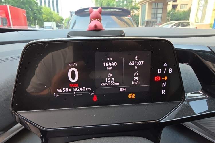 Used Volkswagen ID.4 CROZZ 2024 Pure Edition Limited Edition Odometer Close Up