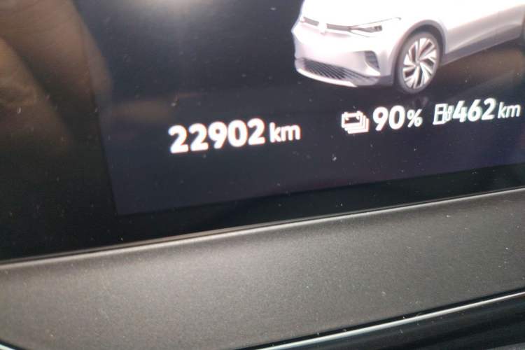 Used Volkswagen ID.4 CROZZ 2024 Facelifted PRO Odometer Close Up