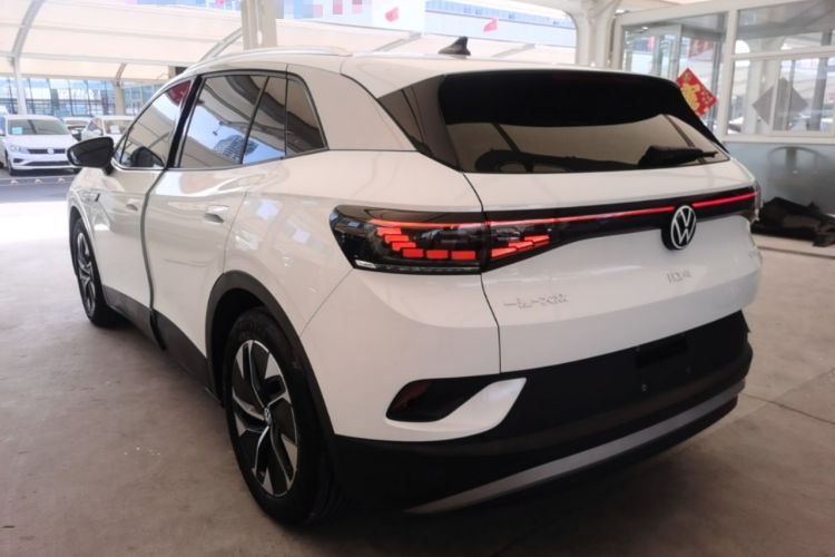 Used Volkswagen ID.4 CROZZ 2024 Pure Edition Limited Edition Rear Left 45 Deg