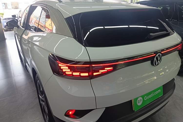 Used Volkswagen ID.4 CROZZ 2024 Pure Edition Limited Edition Rear Left 45 Deg