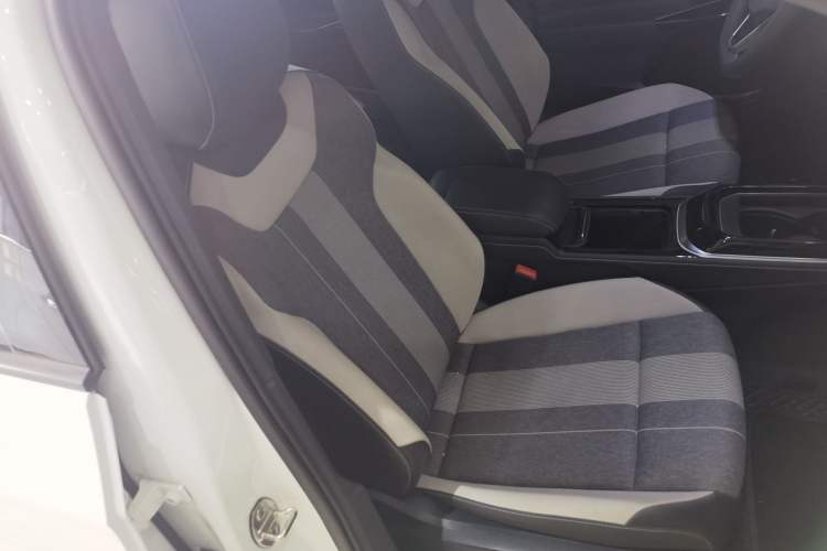 Used Volkswagen ID.4 CROZZ 2024 Pure Edition Limited Edition Right Front Seat