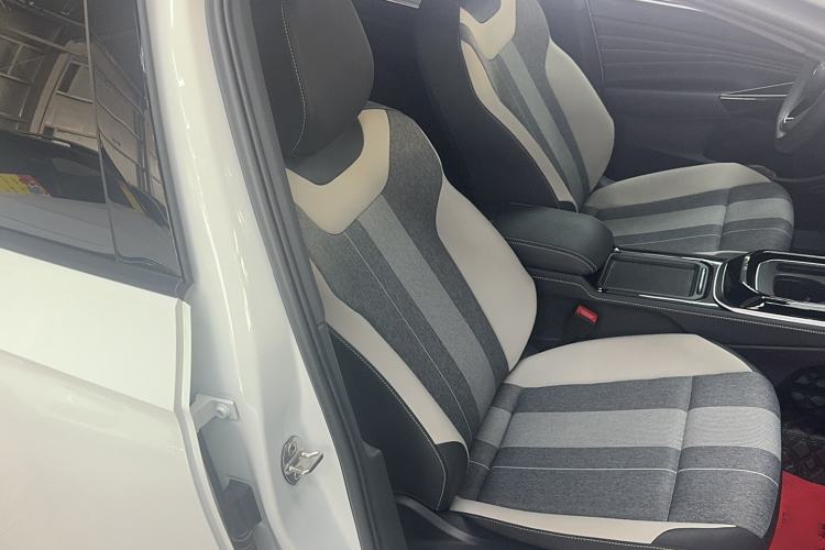 Used Volkswagen ID.4 CROZZ 2024 Pure Edition Limited Edition Right Front Seat