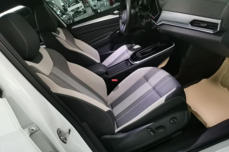Used Volkswagen ID.4 CROZZ 2024 Pure Edition Limited Edition Right Front Seat