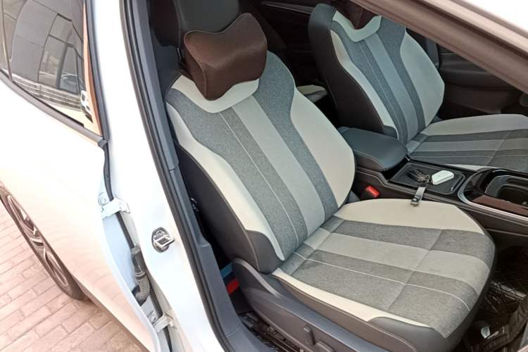 Used Volkswagen ID.4 CROZZ 2024 Pure Edition Limited Edition Right Front Seat