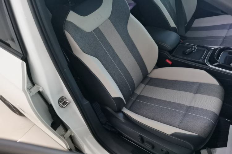 Used Volkswagen ID.4 CROZZ 2024 Pure Edition Limited Edition Right Front Seat