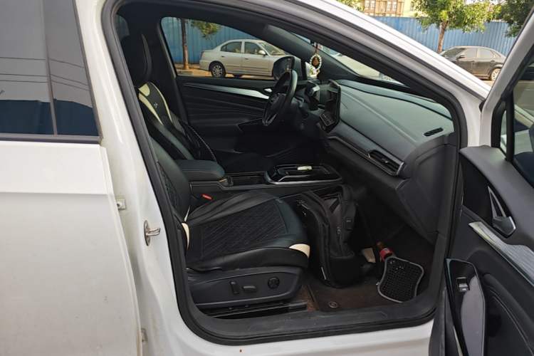 Used Volkswagen ID.4 CROZZ 2024 Pure Edition Limited Edition Right Front Seat