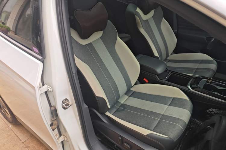 Used Volkswagen ID.4 CROZZ 2024 Pure Edition Limited Edition Right Front Seat