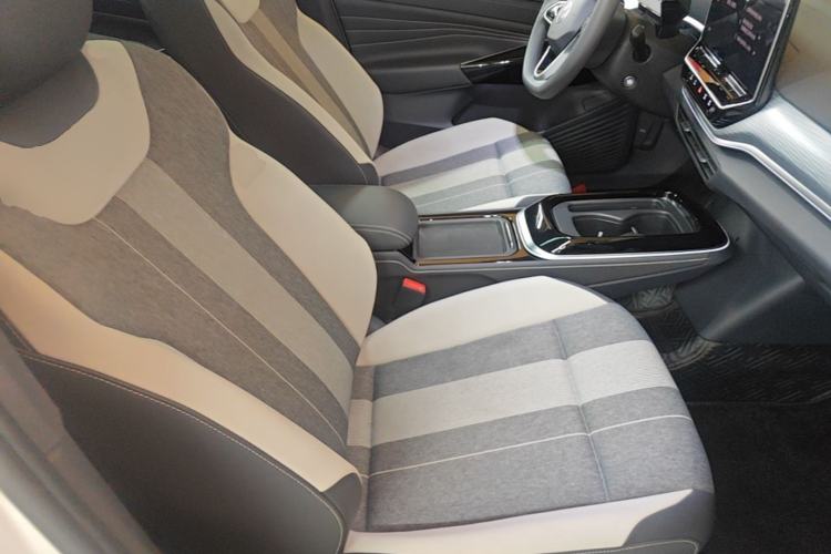Used Volkswagen ID.4 CROZZ 2024 Pure Edition Limited Edition Right Front Seat