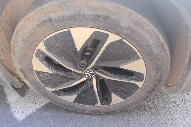 Used Volkswagen ID.4 CROZZ 2024 Pure Edition Limited Edition Right Front Wheel Hub