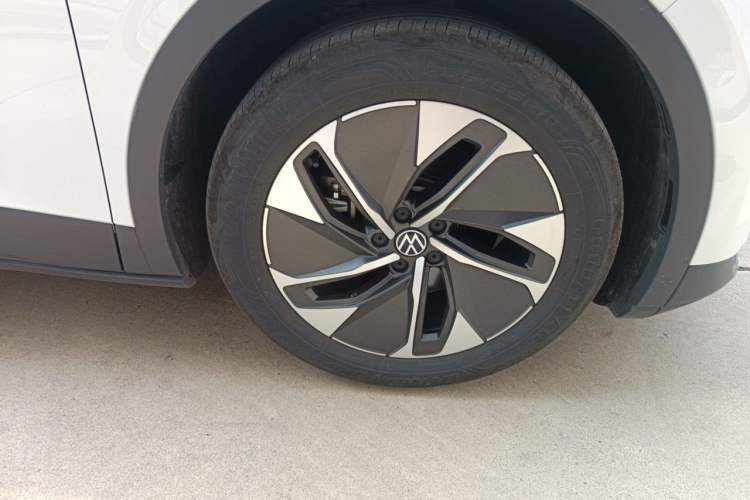 Used Volkswagen ID.4 CROZZ 2024 Pure Edition Limited Edition Right Front Wheel Hub