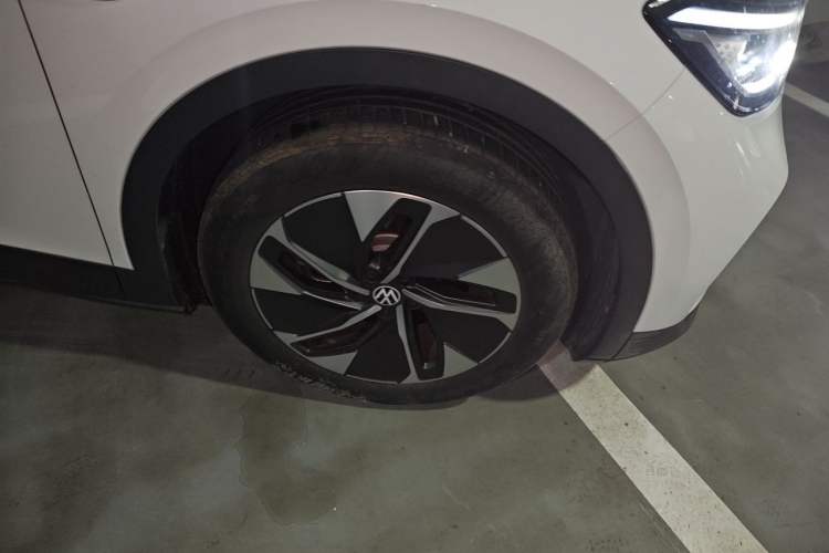 Used Volkswagen ID.4 CROZZ 2024 Pure Edition Limited Edition Right Front Wheel Hub
