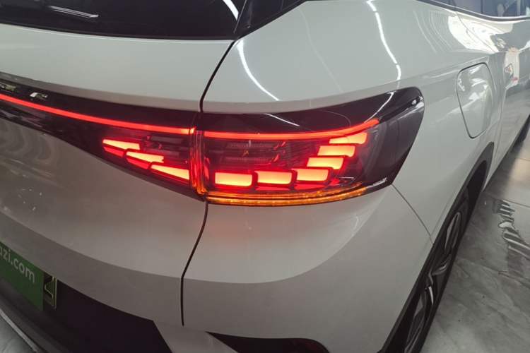 Used Volkswagen ID.4 CROZZ 2024 Pure Edition Limited Edition Right Rear Taillight