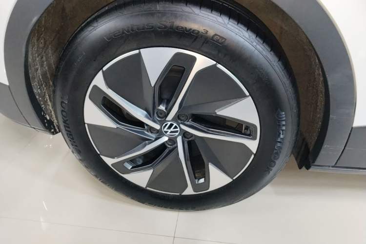 Used Volkswagen ID.4 CROZZ 2024 Pure Edition Limited Edition Right Rear Wheel Hub