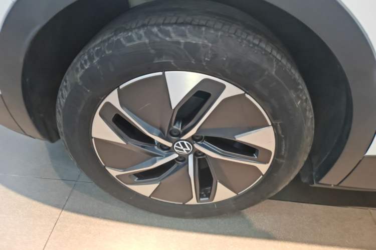 Used Volkswagen ID.4 CROZZ 2024 Pure Edition Limited Edition Right Rear Wheel Hub