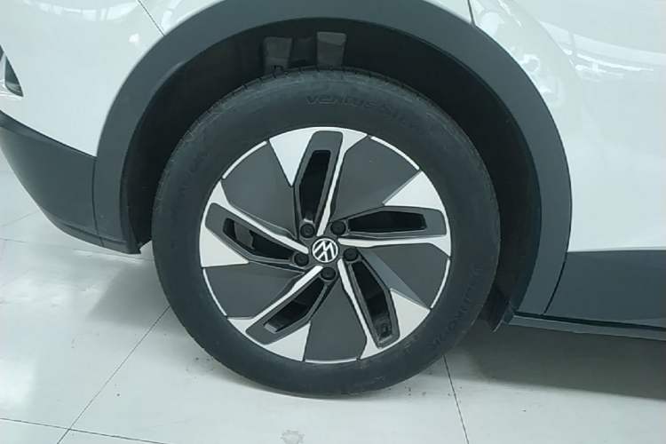 Used Volkswagen ID.4 CROZZ 2024 Pure Edition Limited Edition Right Rear Wheel Hub
