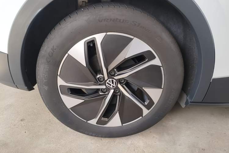 Used Volkswagen ID.4 CROZZ 2024 Pure Edition Limited Edition Right Rear Wheel Hub