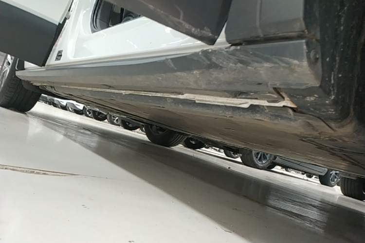 Used Volkswagen ID.4 CROZZ 2024 Pure Edition Limited Edition Right Side Sill