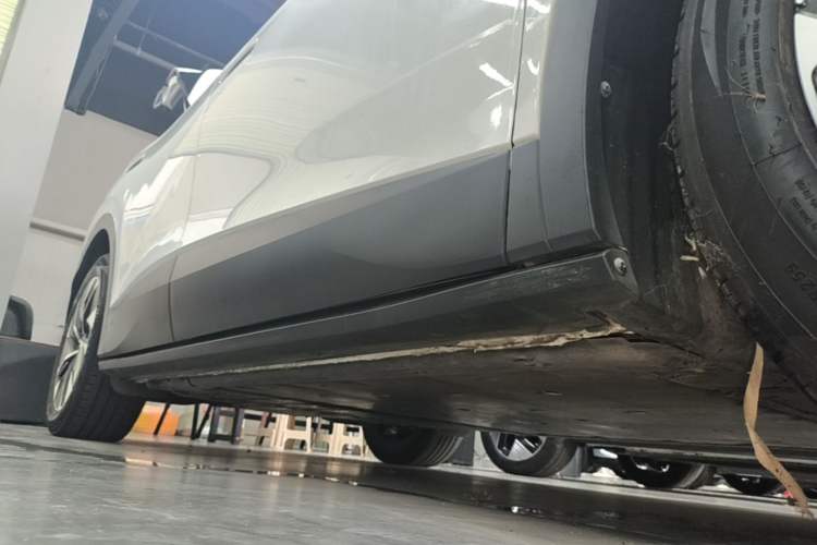 Used Volkswagen ID.4 CROZZ 2024 Pure Edition Limited Edition Right Side Sill