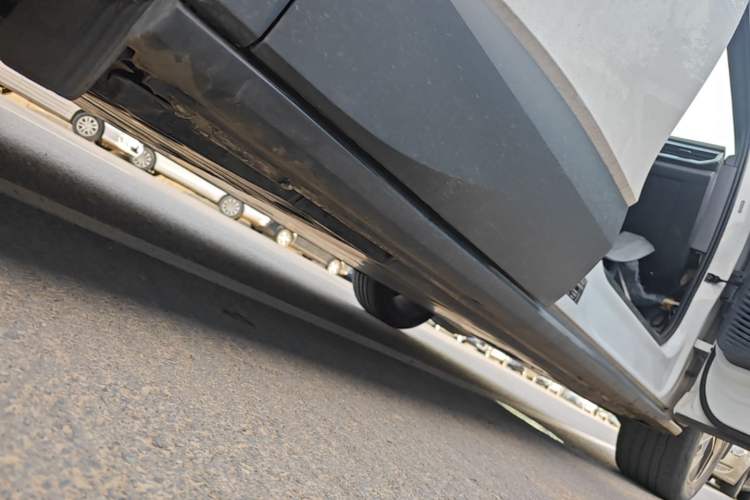 Used Volkswagen ID.4 CROZZ 2024 Pure Edition Limited Edition Right Side Sill