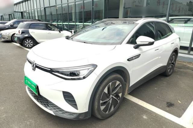 Ojetý Volkswagen ID.4 CROZZ 2024 Pure Edition Limited Edition