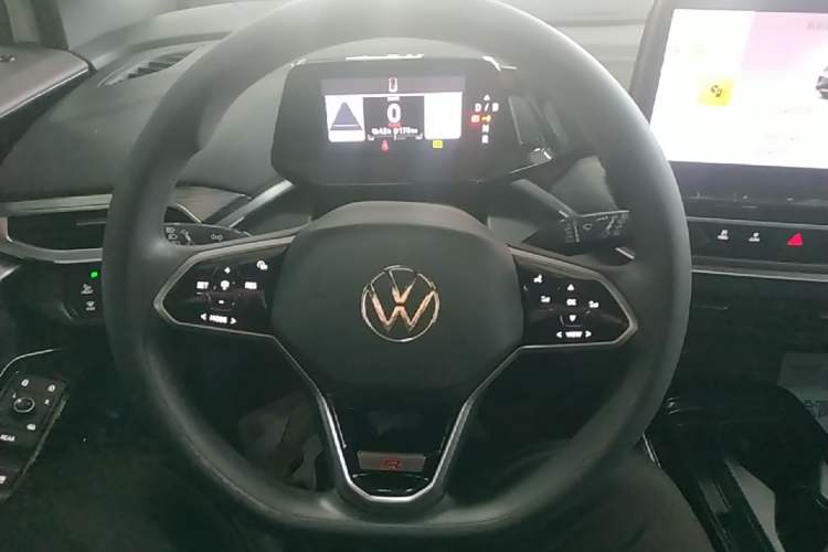Used Volkswagen ID.4 CROZZ 2024 Pure Edition Limited Edition Steering Wheel