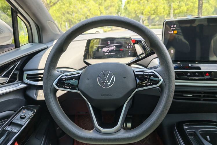 Used Volkswagen ID.4 CROZZ 2024 Pure Edition Limited Edition Steering Wheel