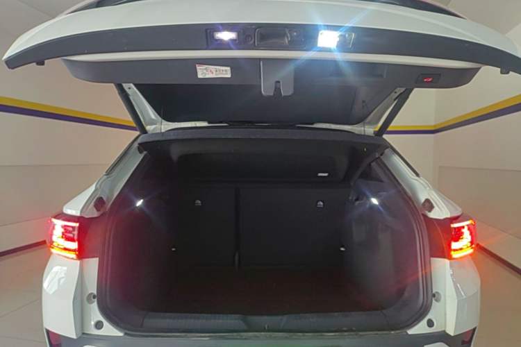 Used Volkswagen ID.4 CROZZ 2024 Pure Edition Limited Edition Trunk
