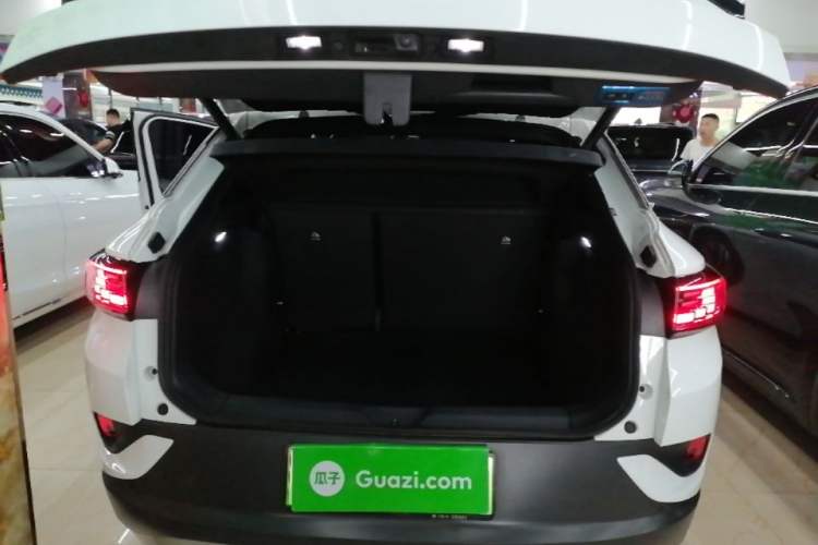 Used Volkswagen ID.4 CROZZ 2024 Pure Edition Limited Edition Trunk