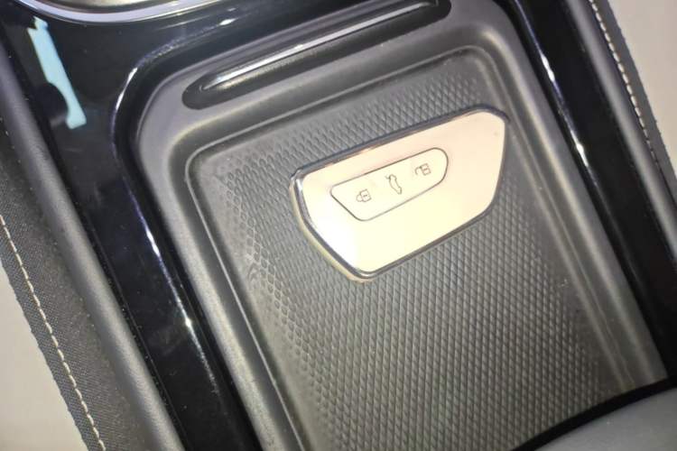 Used Volkswagen ID.4 CROZZ 2024 Pure Edition Limited Edition Vehicle Key