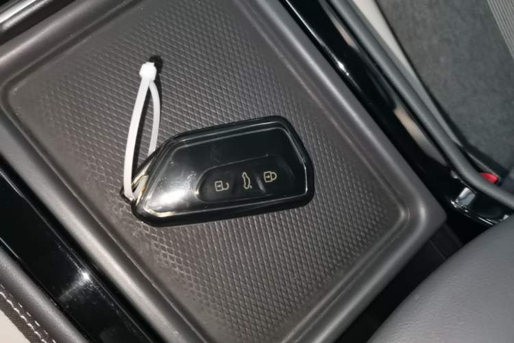 Used Volkswagen ID.4 CROZZ 2024 Pure Edition Limited Edition Vehicle Key