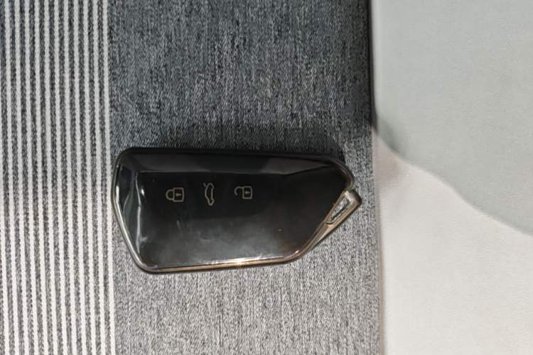 Used Volkswagen ID.4 CROZZ 2024 Pure Edition Limited Edition Vehicle Key