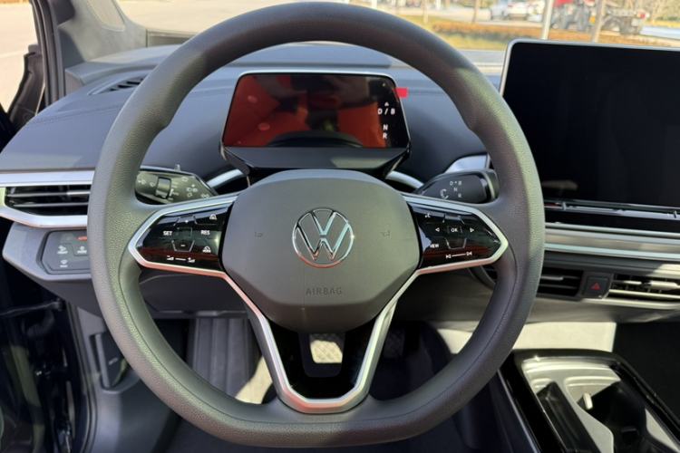 Used Volkswagen ID.4 CROZZ 2025 Pure Edition Interior 3