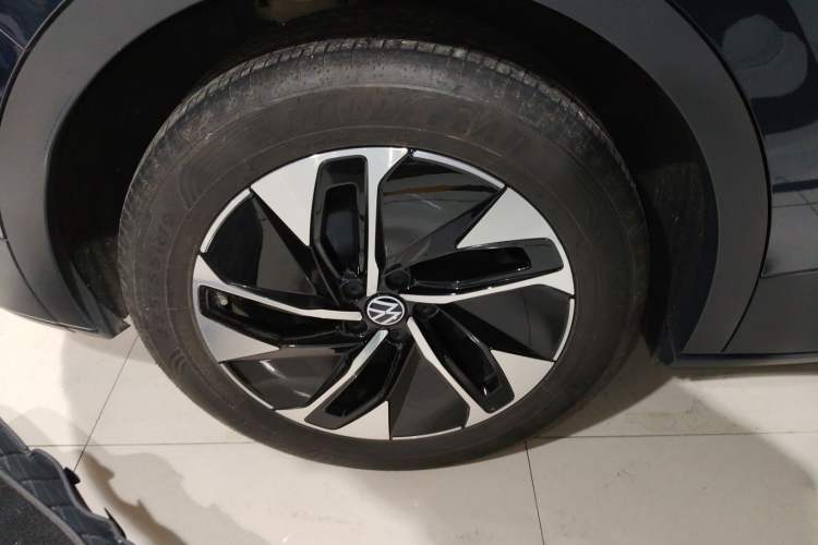 Used Volkswagen ID.4 CROZZ 2025 Pure Edition Exterior 4