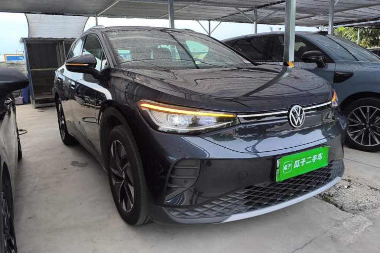 Used Volkswagen ID.4 CROZZ 2025 Pure Edition Front Right 45 Deg