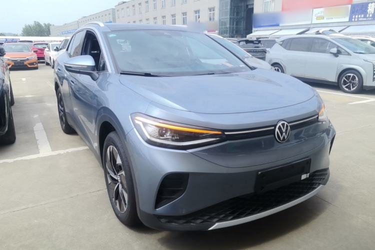 Used Volkswagen ID.4 CROZZ 2025 Pure Edition Front Right 45 Deg