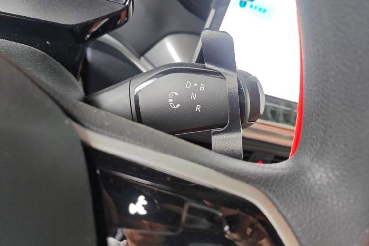 Used Volkswagen ID.4 CROZZ 2025 Pure Edition Gear Lever